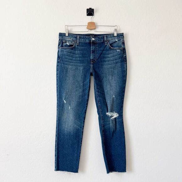 Joe's Jeans Distressed Boyfriend Slim Ankle in Brushy Wash Size 31 - Picture 2 of 8